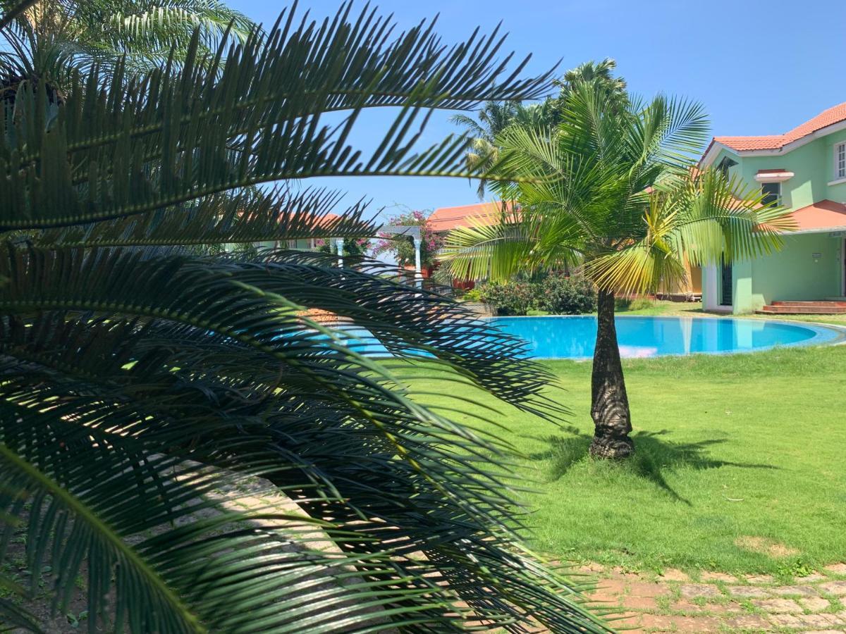 Villa Marina -By The Beach Goa Benaulim Bagian luar foto