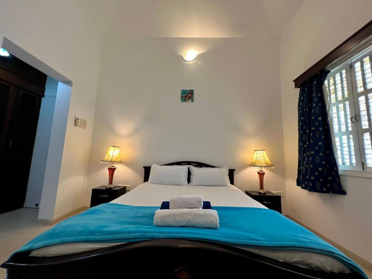Villa Marina -By The Beach Goa Benaulim Bagian luar foto